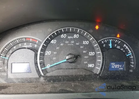 2014 Toyota Camry L z USA, uszkodzony, nr VIN 4T4BF1FK2ER416722